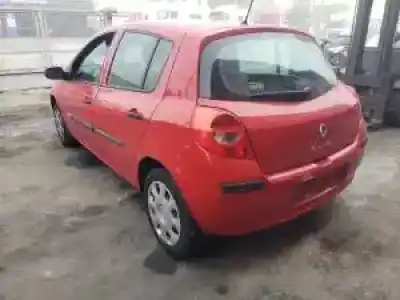 Veículo de Sucata renault clio iii k9k768 do ano 2007 alimentado 