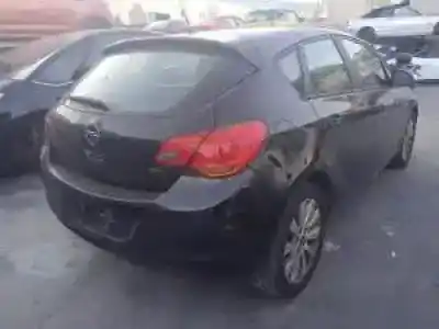 Veículo de Sucata opel astra j lim. a17dtj do ano 2009 alimentado 