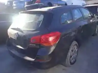 Sloopvoertuig opel astra j lim. a17dte van het jaar 2010 aangedreven 