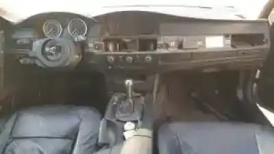 Scrapping Vehicle bmw 5 (e60) 520 i of the year 2003 powered 