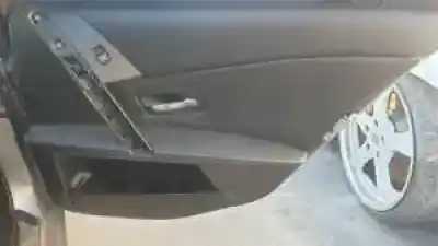 Scrapping Vehicle bmw 5 (e60) 520 i of the year 2003 powered 