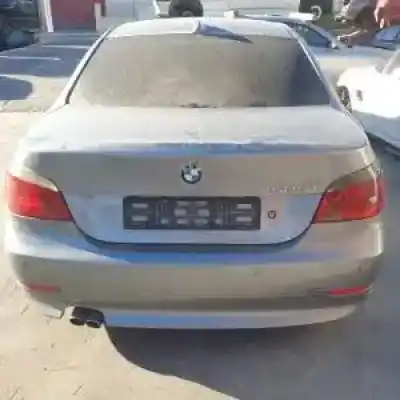 Scrapping Vehicle bmw 5 (e60) 520 i of the year 2003 powered 