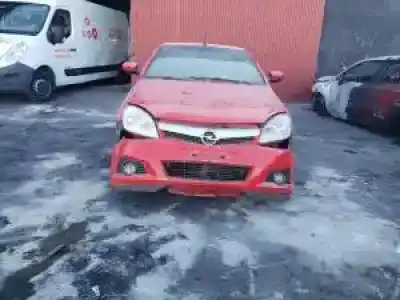 Veículo de Sucata opel tigra twin top z13dt do ano 2004 alimentado 