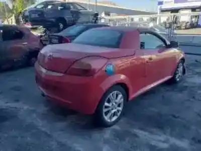 Veículo de Sucata opel tigra twin top z13dt do ano 2004 alimentado 