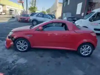 Veículo de Sucata opel tigra twin top z13dt do ano 2004 alimentado 