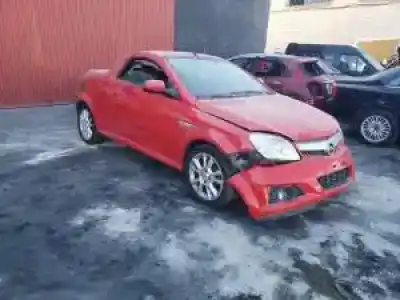 Veículo de Sucata opel tigra twin top z13dt do ano 2004 alimentado 