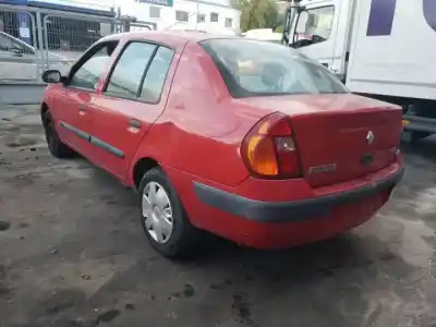 Scrapping Vehicle renault clio ii symbol k7j700 of the year 2001 powered 