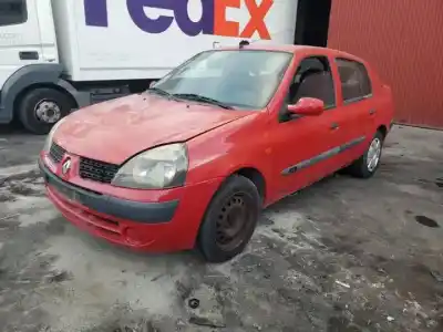 Scrapping Vehicle renault clio ii symbol k7j700 of the year 2001 powered 