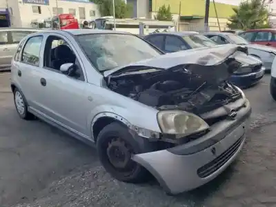 Veículo de Sucata opel corsa c z14xe do ano 2000 alimentado 