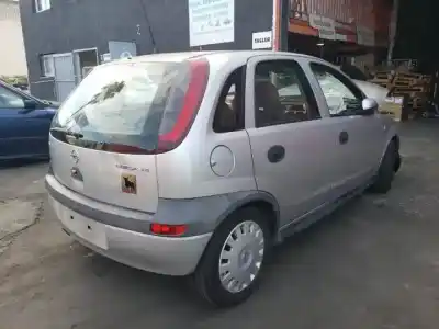 Veículo de Sucata opel corsa c z14xe do ano 2000 alimentado 