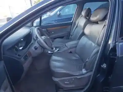 Здавання транспортного засобу renault vel satis (bj0) p9x701 року 2002 потужний 