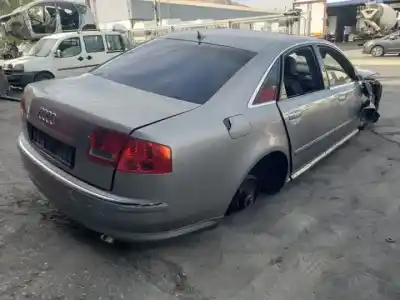 Здавання транспортного засобу audi a8 (4e2) asb року 2003 потужний 