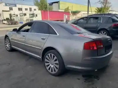 Здавання транспортного засобу audi a8 (4e2) asb року 2003 потужний 