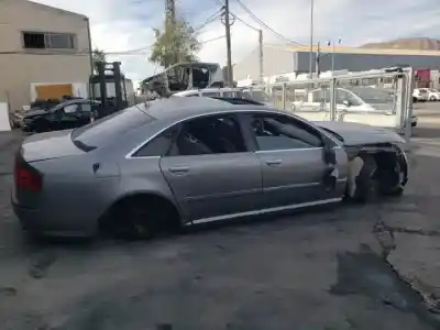 Здавання транспортного засобу audi a8 (4e2) asb року 2003 потужний 