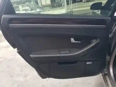 Здавання транспортного засобу audi a8 (4e2) asb року 2003 потужний 