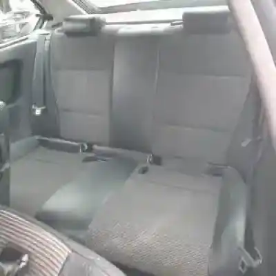 Vehicul casat bmw serie 3 compact (e46) n42b18a al anului 2001 alimentat 