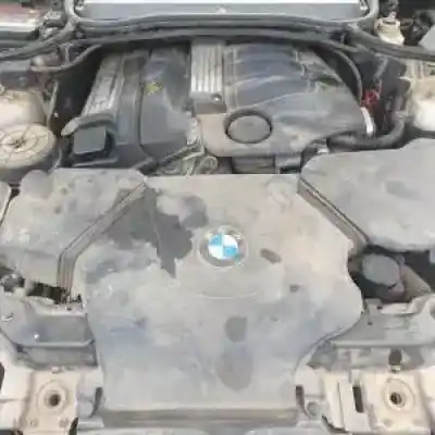 Vehicul casat bmw serie 3 compact (e46) n42b18a al anului 2001 alimentat 