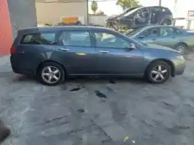 Veículo de Sucata honda accord tourer (cn/cm) n22a1 do ano 2003 alimentado 