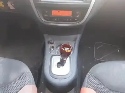 Veículo de Sucata citroen c2 (jm_) 1.6 do ano 2004 alimentado 