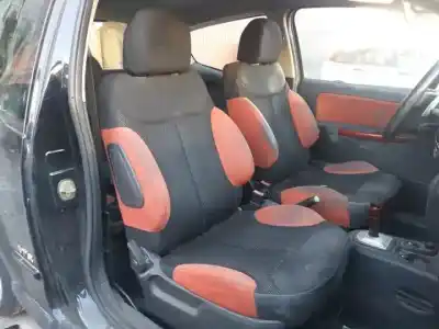 Veículo de Sucata citroen c2 (jm_) 1.6 do ano 2004 alimentado 