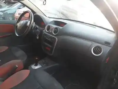 Veículo de Sucata citroen c2 (jm_) 1.6 do ano 2004 alimentado 