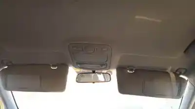 Veículo de Sucata kia carnival d/j3 do ano 2006 alimentado 