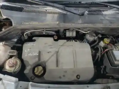 Здавання транспортного засобу fiat i doblò (119) 186a9000 року 2005 потужний 