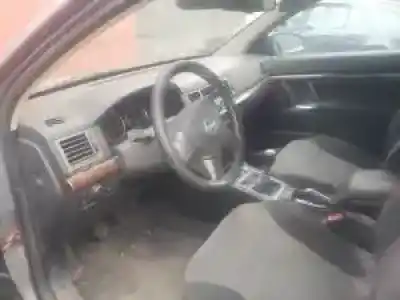 Veículo de Sucata opel vectra c caravan y22dtr do ano 2003 alimentado 