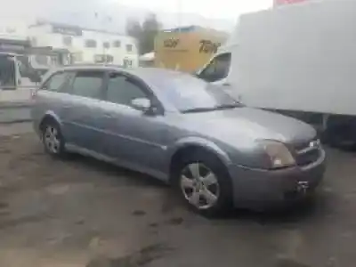 Veículo de Sucata opel vectra c caravan y22dtr do ano 2003 alimentado 