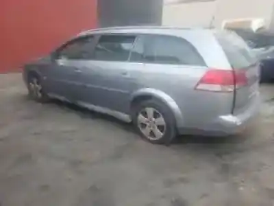 Veículo de Sucata opel vectra c caravan y22dtr do ano 2003 alimentado 