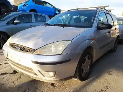 Vehículo de desguace FORD FOCUS TURNIER (CAK) Ambiente del año 2004 con motor FFDA