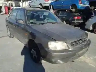 Veicolo di demolizione hyundai accent (lc) g4ea dell'anno 1999 alimentato 