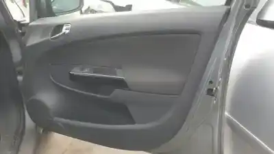 Здавання транспортного засобу opel corsa d a14xer року 2010 потужний 