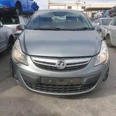 Здавання транспортного засобу opel corsa d a14xer року 2010 потужний 