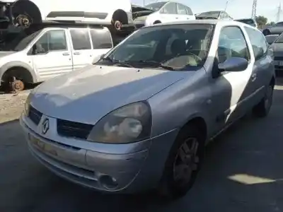 Утилизация автомобиля renault clio ii fase ii (b/cb0) d4f722 года 2001 питание 