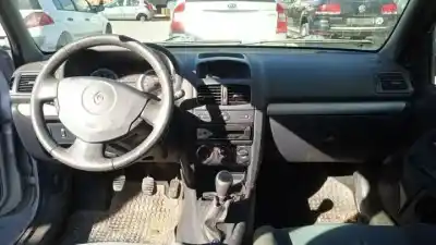 Утилизация автомобиля renault clio ii fase ii (b/cb0) d4f722 года 2001 питание 