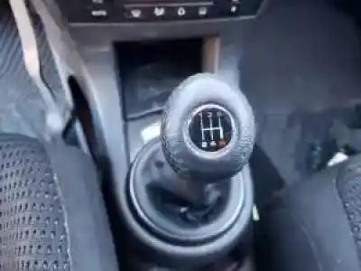 Scrapping Vehicle citroen c4 coupe 9hy of the year 2004 powered 