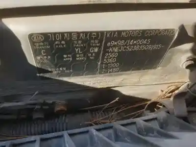 Veículo de Sucata kia sorento (bl) g6cu do ano 2003 alimentado 