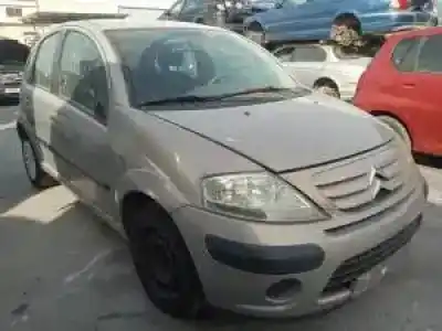 Veículo de Sucata citroen c3 8hz do ano 2002 alimentado 