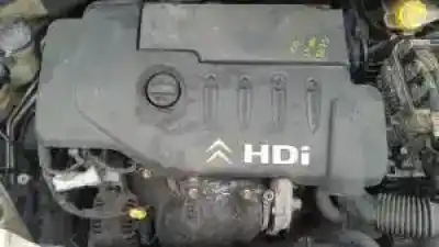 Veículo de Sucata citroen c3 8hz do ano 2002 alimentado 