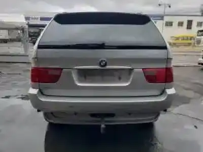 Scrapping Vehicle bmw x5 (e53) m57-306d1 of the year 2001 powered 