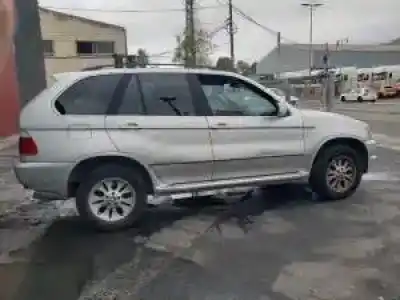 Scrapping Vehicle bmw x5 (e53) m57-306d1 of the year 2001 powered 