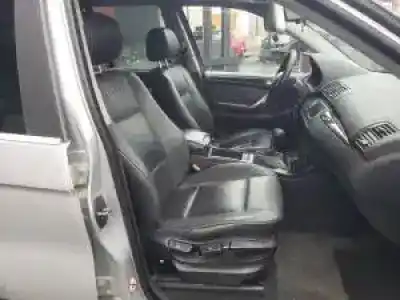 Scrapping Vehicle bmw x5 (e53) m57-306d1 of the year 2001 powered 