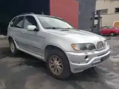 Scrapping Vehicle bmw x5 (e53) m57-306d1 of the year 2001 powered 