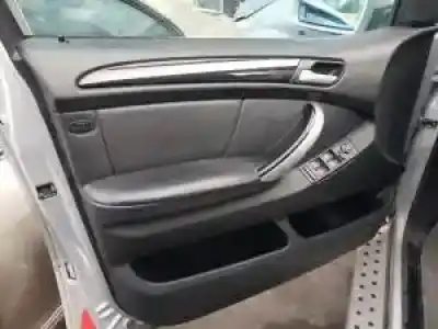 Scrapping Vehicle bmw x5 (e53) m57-306d1 of the year 2001 powered 