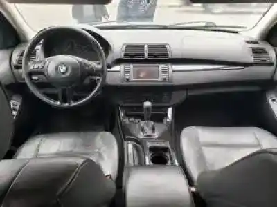 Scrapping Vehicle bmw x5 (e53) m57-306d1 of the year 2001 powered 