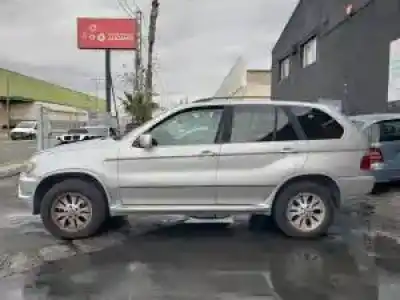 Scrapping Vehicle bmw x5 (e53) m57-306d1 of the year 2001 powered 