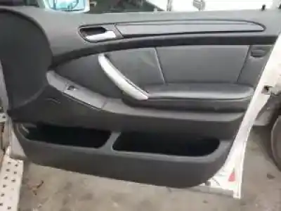 Scrapping Vehicle bmw x5 (e53) m57-306d1 of the year 2001 powered 