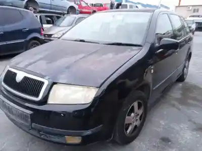 Здавання транспортного засобу SKODA FABIA FAMILIAR (6Y5) AZQ року 2000 потужний 