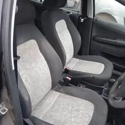 Здавання транспортного засобу skoda fabia familiar (6y5) azq року 2000 потужний 